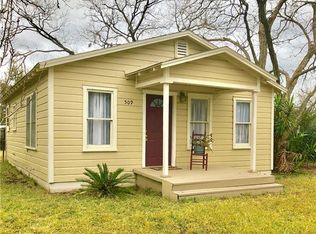 509 Bruns St, Seguin, TX 78155