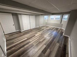 6445 N Claremont Ave #B, Chicago, IL 60645