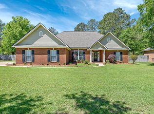 114 Falkirk Dr, Dothan, AL 36305