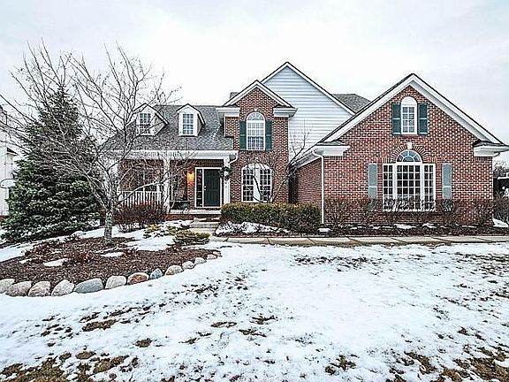 2nd image of 1655 Meadowside Dr #29