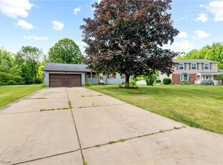 2592 Lydia Dr SW, Warren, OH