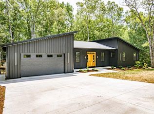 86 Red Oak Cir, Big Sandy, TN 38221
