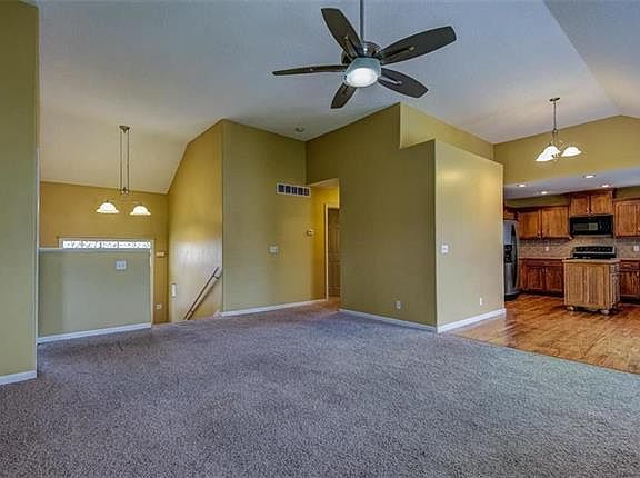 5th image of 3724 Lee Ct