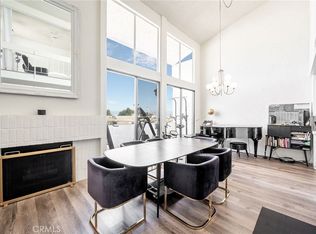 5310 Zelzah Ave Unit 312, Encino, CA
