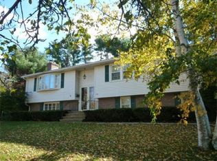 32 Mohawk St, Danvers, MA 01923