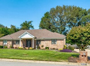 2827 Trelawny Dr, Clarksville, TN 37043