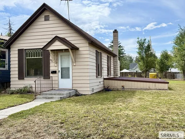 737 J St, Idaho Falls, ID 83402