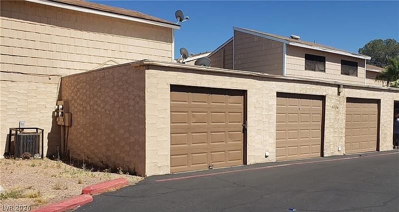1st image of 5156 Gray Ln #G