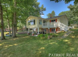 9002 Deer Point Dr, Newaygo, MI