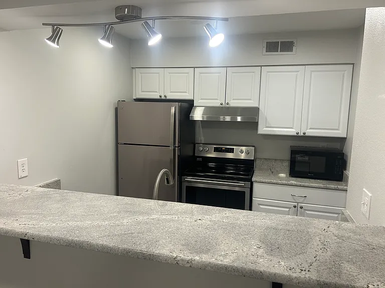 6683 Whispering Oak Pl #3 — Photo 7