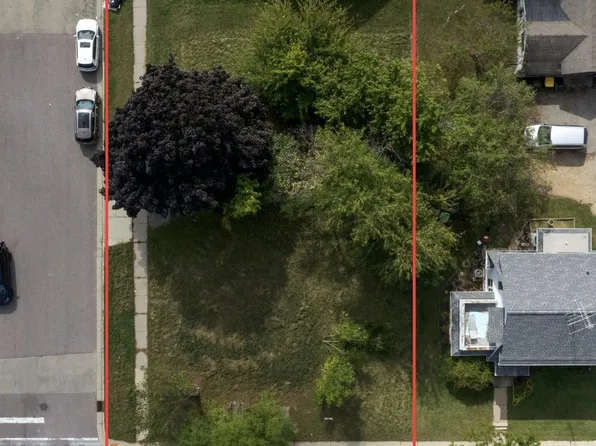 502 Phillips Blvd, Sauk City, WI 53583