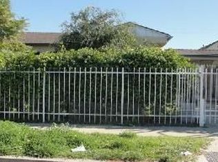 2306 S Genesee Ave, Los Angeles, CA 90016