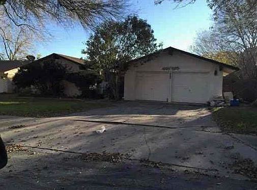 1st image of 422 De Soto Dr