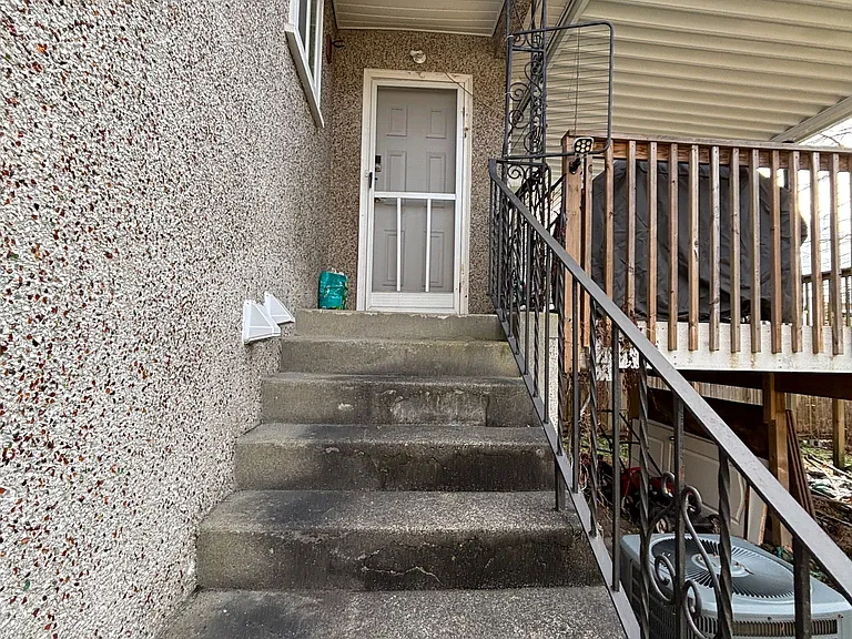 6819 Linden Ave #TOP — Photo 3