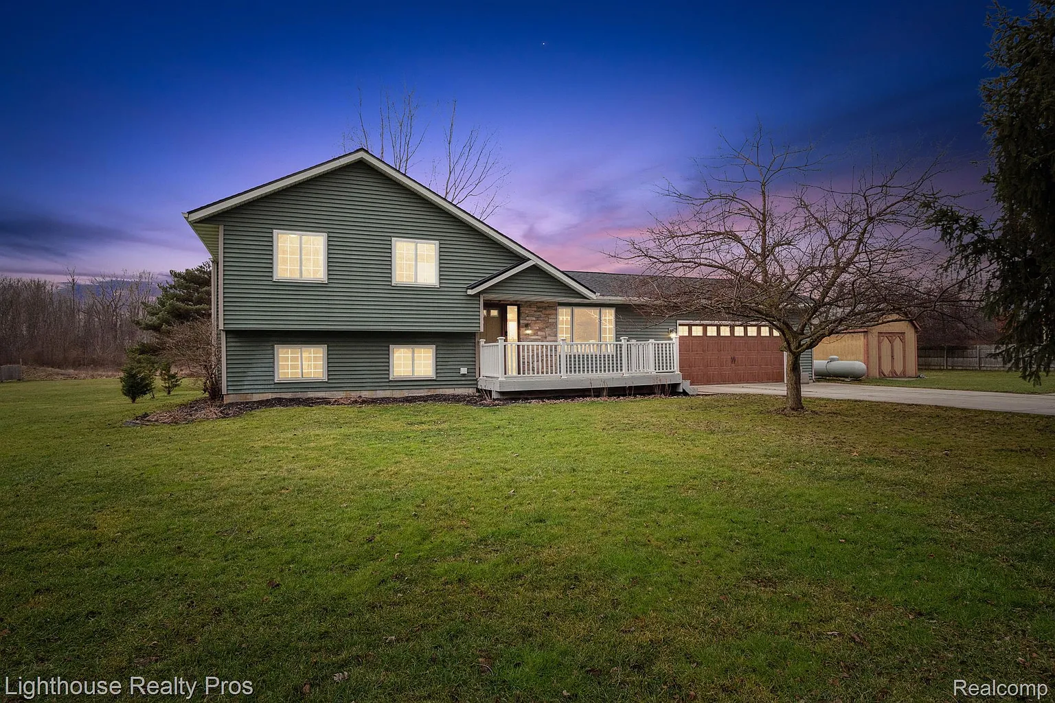 3607 Hogback Rd photo 1