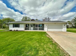 2444 W Roberts Ave, Appleton, WI 54914