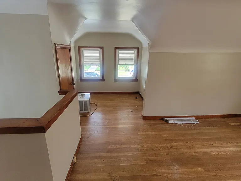 20214 Mackay St — Photo 7