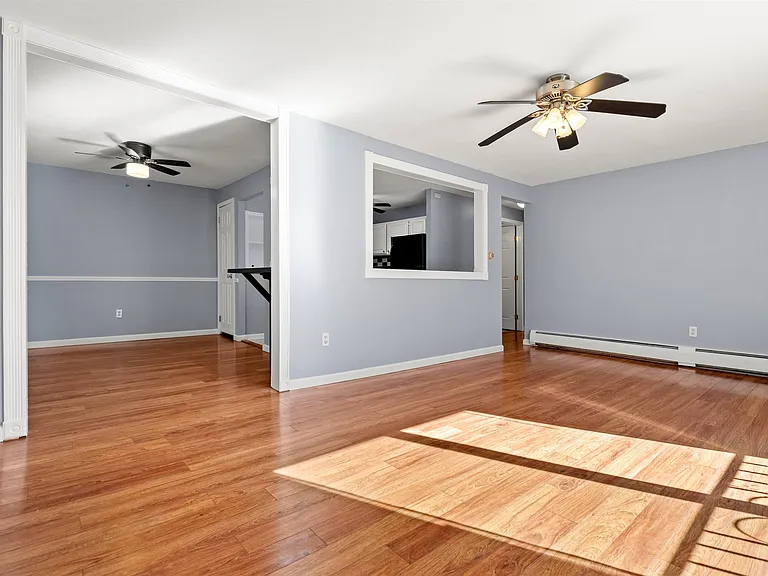 132 English Village Rd #304 — Photo 7