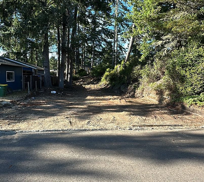 1st image of 200 11th St