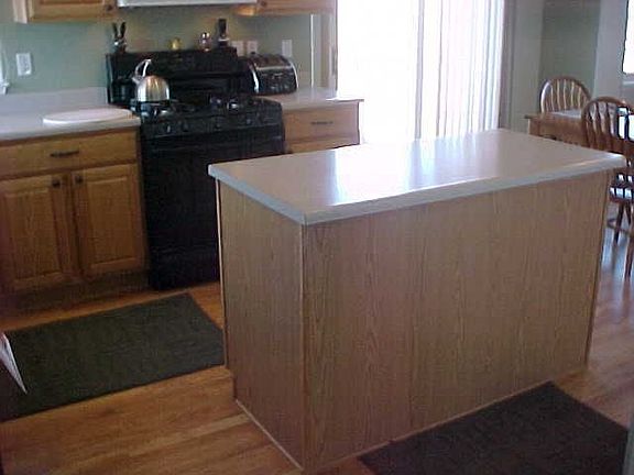 OAK CABINETS