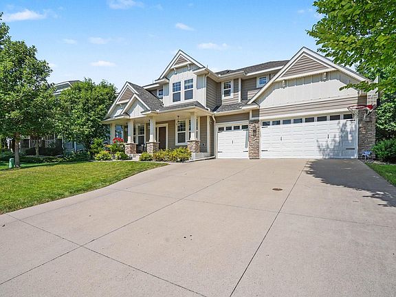 2nd image of 5310 Black Oaks Ln N