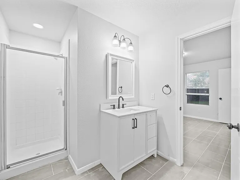 19606 Narcissus Brook Ln — Photo 16