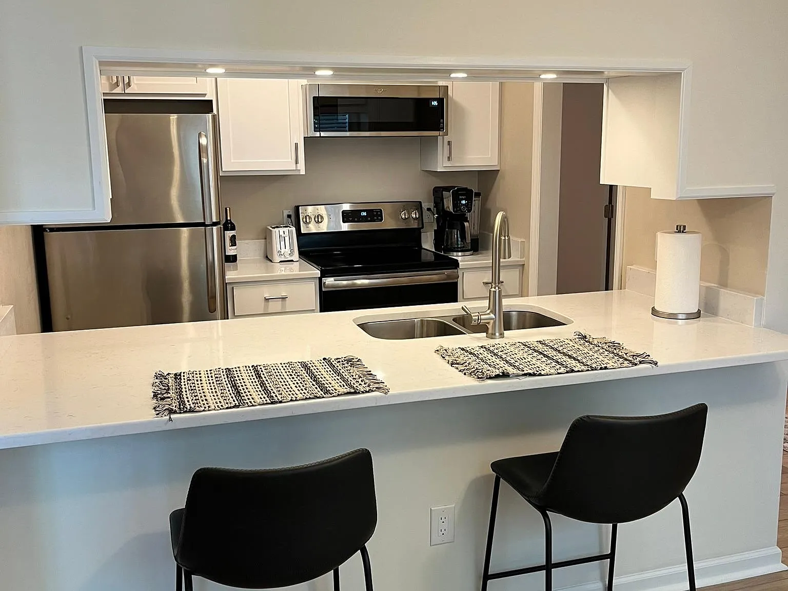2 bed, 811 sqft, $1,850 — Photo 4