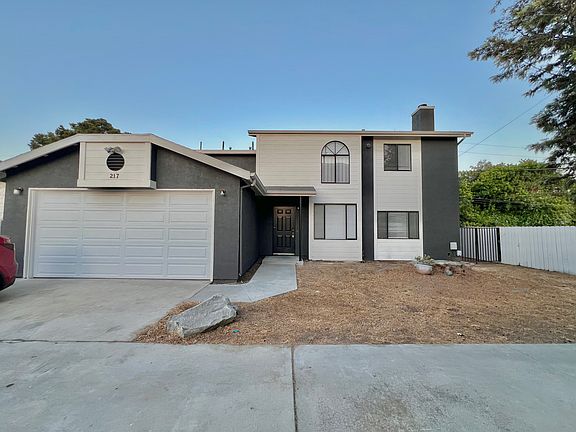 4th image of 217 Richardson Ave