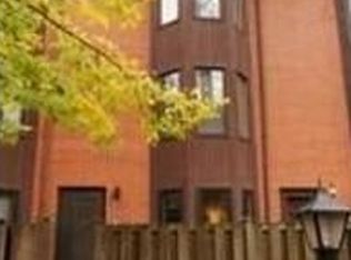 1813 N Dayton St, Chicago, IL 60614
