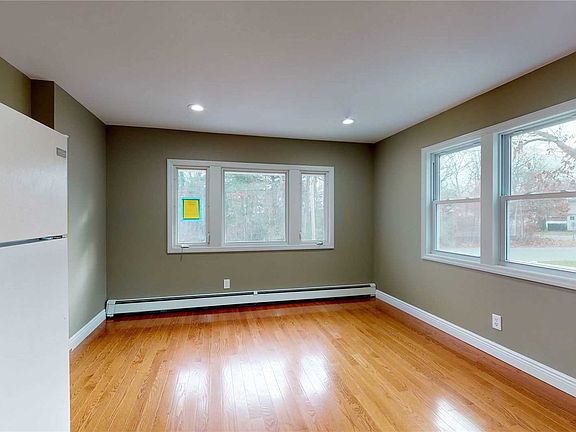 5th image of 6 Cypress Ln