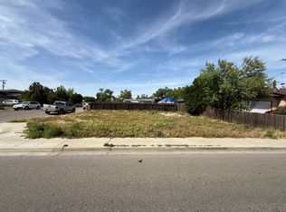 212 E Houston Avenue, Visalia, CA 93291