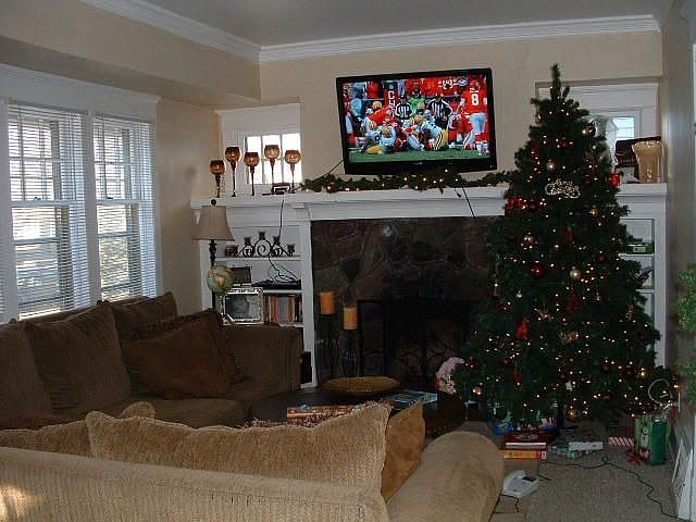 2nd image of 2760 N 40th St