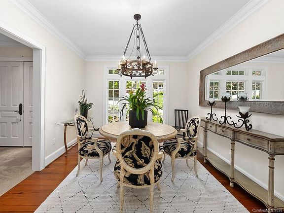 4th image of 2506 Carriage Falls Ct #106