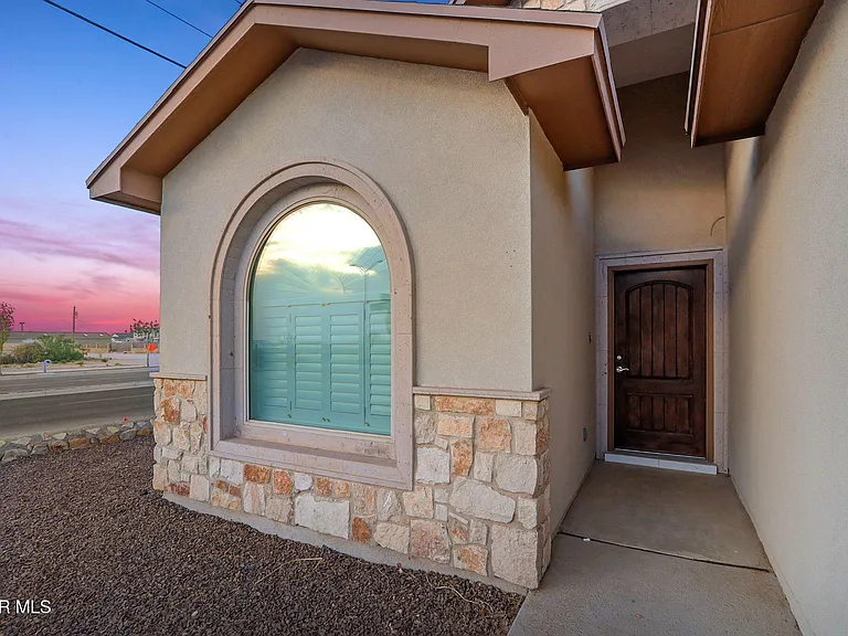 3496 David Palacio Dr — Photo 4