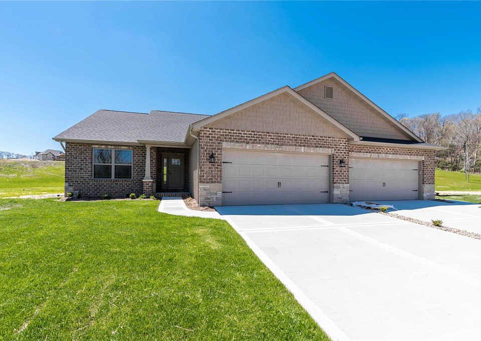 1st image of 8024/8026 Villa Valley Ln