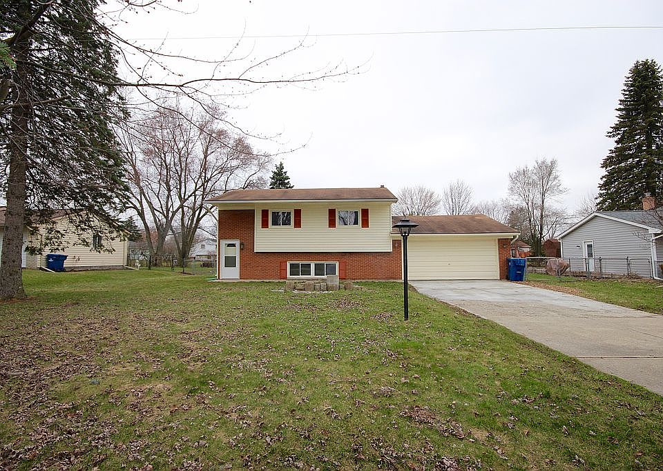 1st image of 407 Teggerdine Trl