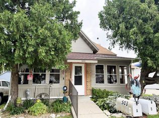 503 W State St, Fox Lake, WI 53933