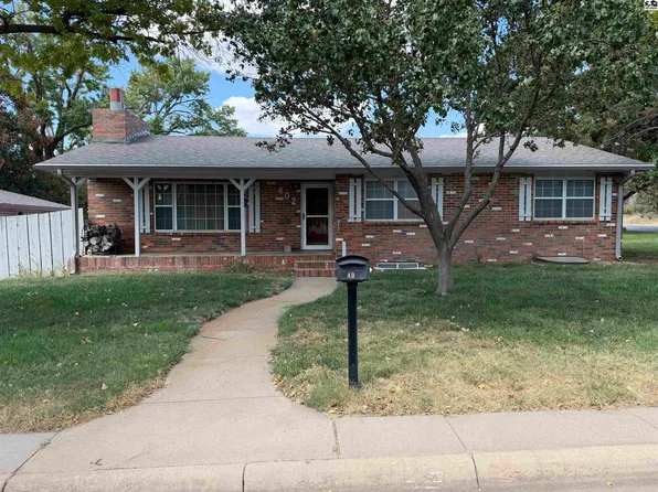 402 W Blaine St, Pratt, KS 67124