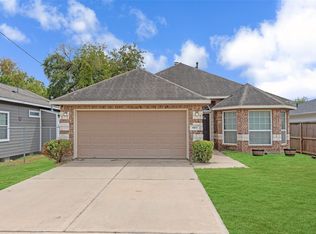 8107 Grandview St, Houston, TX 77051