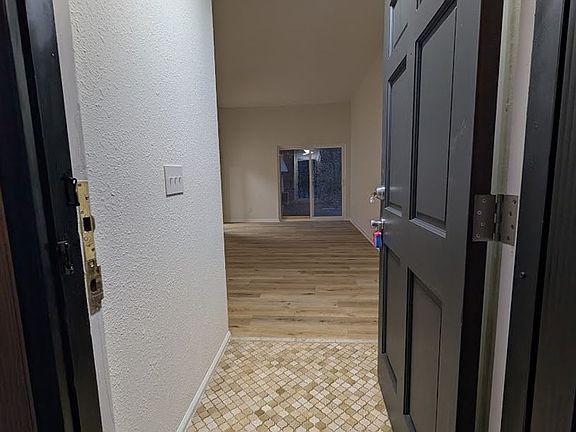 2nd image of 3720 Fountain Ave