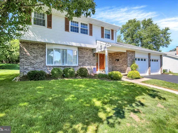 1616 Sherwood Rd, Reading, PA 19610