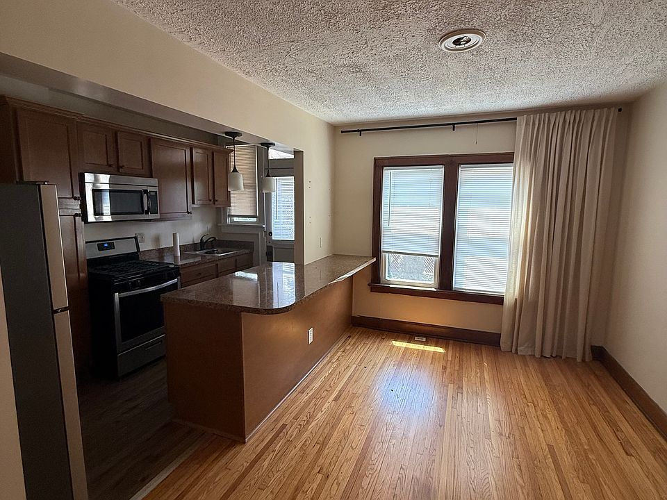 1st image of 17 W California Ave