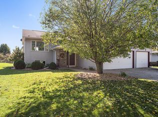 673 Grant Ave, Omro, WI 54963