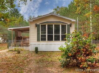 6202 E 29th St, White Cloud, MI 49349