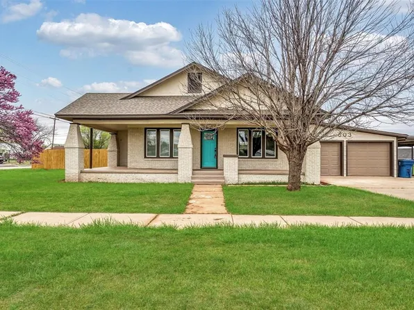 603 E Cavalry St, Cordell, OK 73632