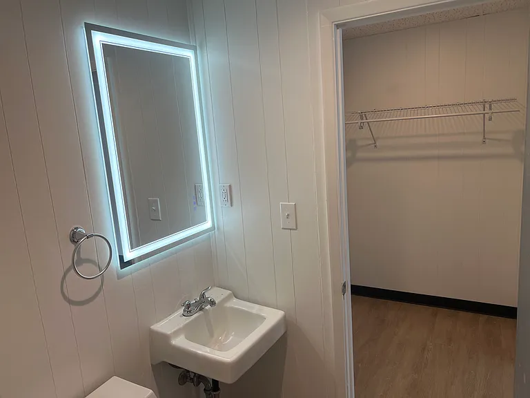5 Woodsdale Dr #202 — Photo 4