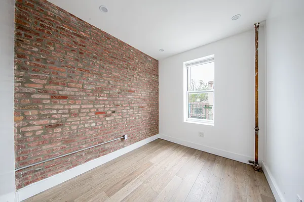 Rented by Corcoran | media 4