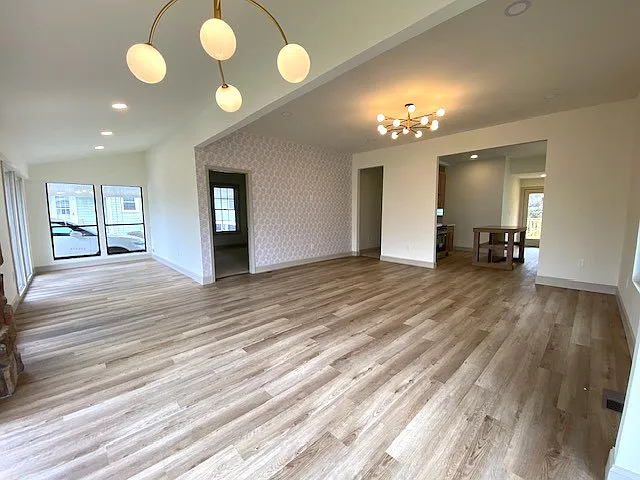 2019 Nadine St — Photo 14