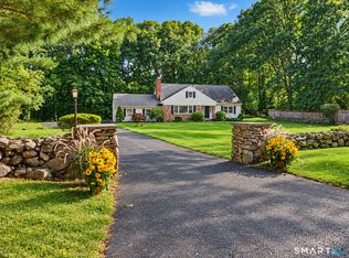 17 Driftwood Lane, Norwalk, CT 06851