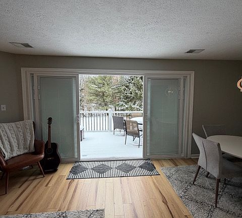 3rd image of 34 Monmouth Dr